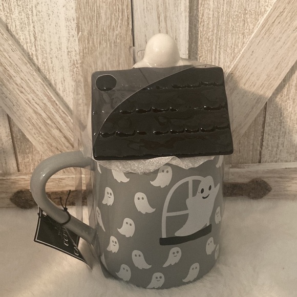 Cobwebs and Cauldrons Flying Ghost Mug with Topper - Picture 3 of 7